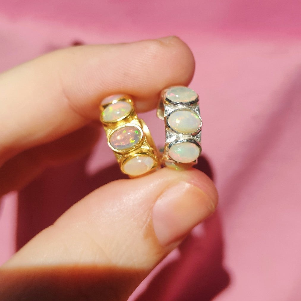 Opal earcuff