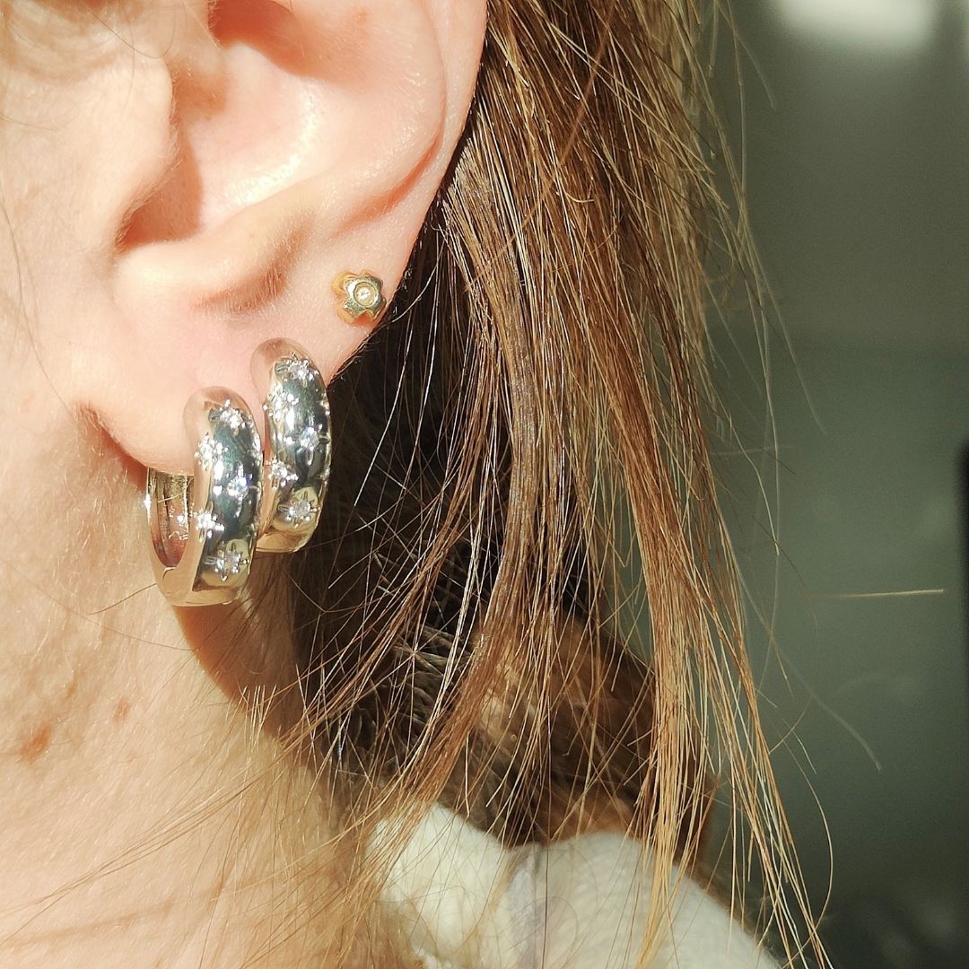Elora L hoops
