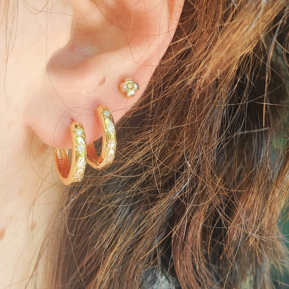 Elora M hoops