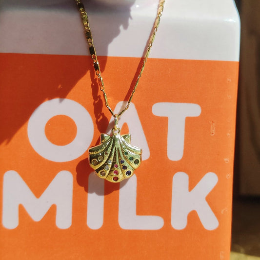 Iris shell collana