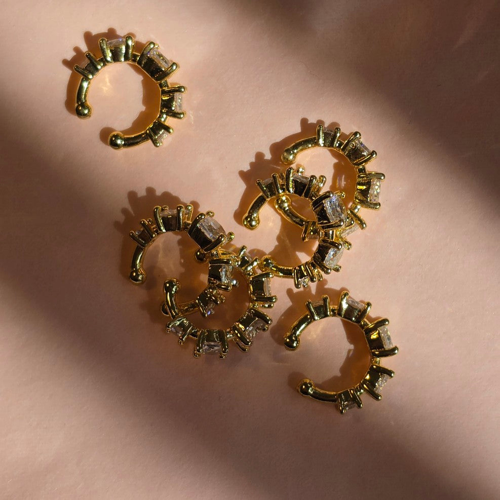 Earcuff White Crystal