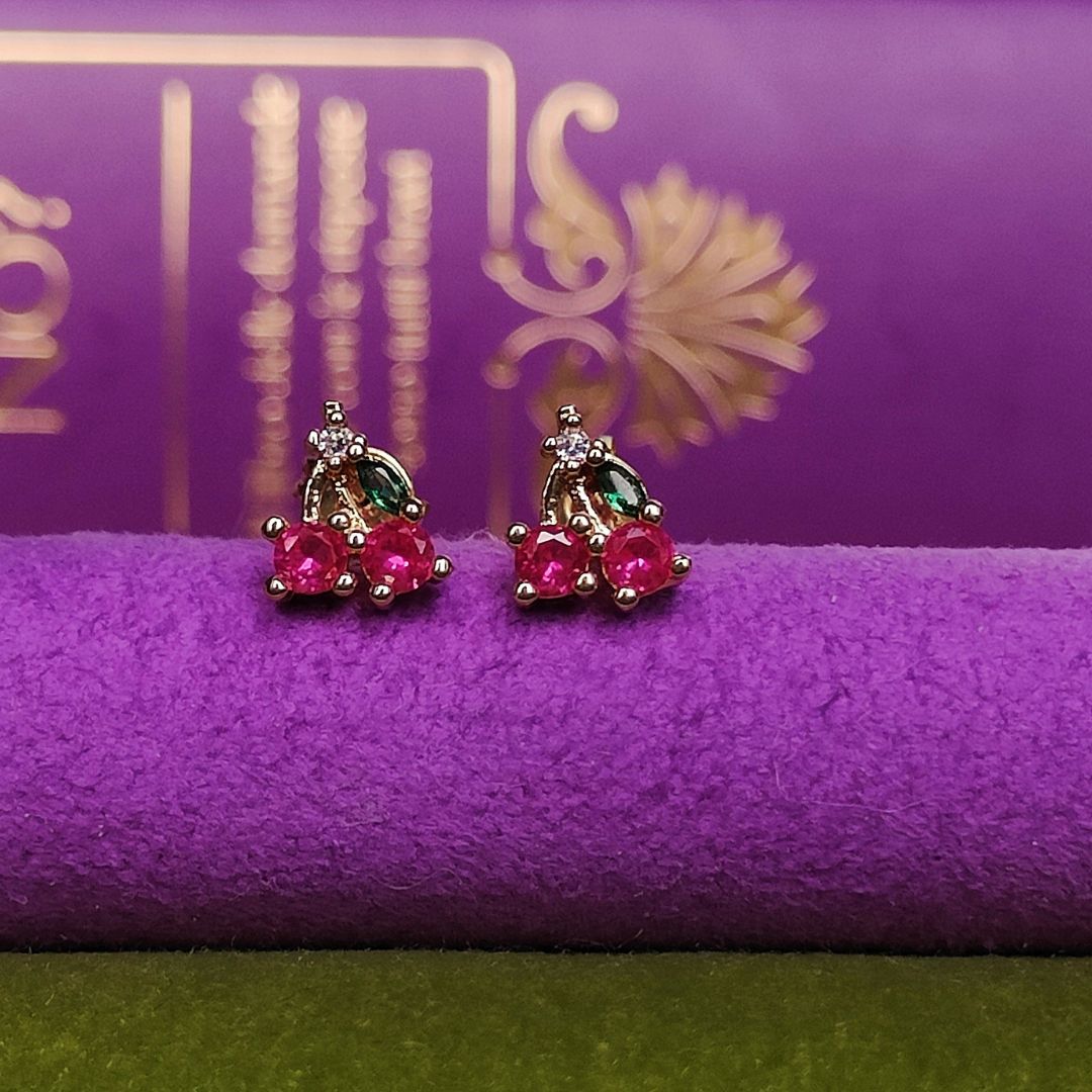Cherry stud